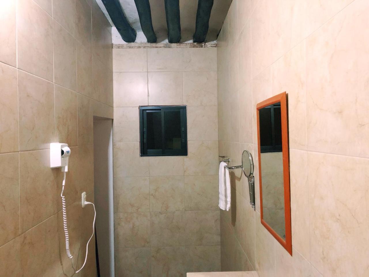 Hotel Real Colonial Валядолид Екстериор снимка