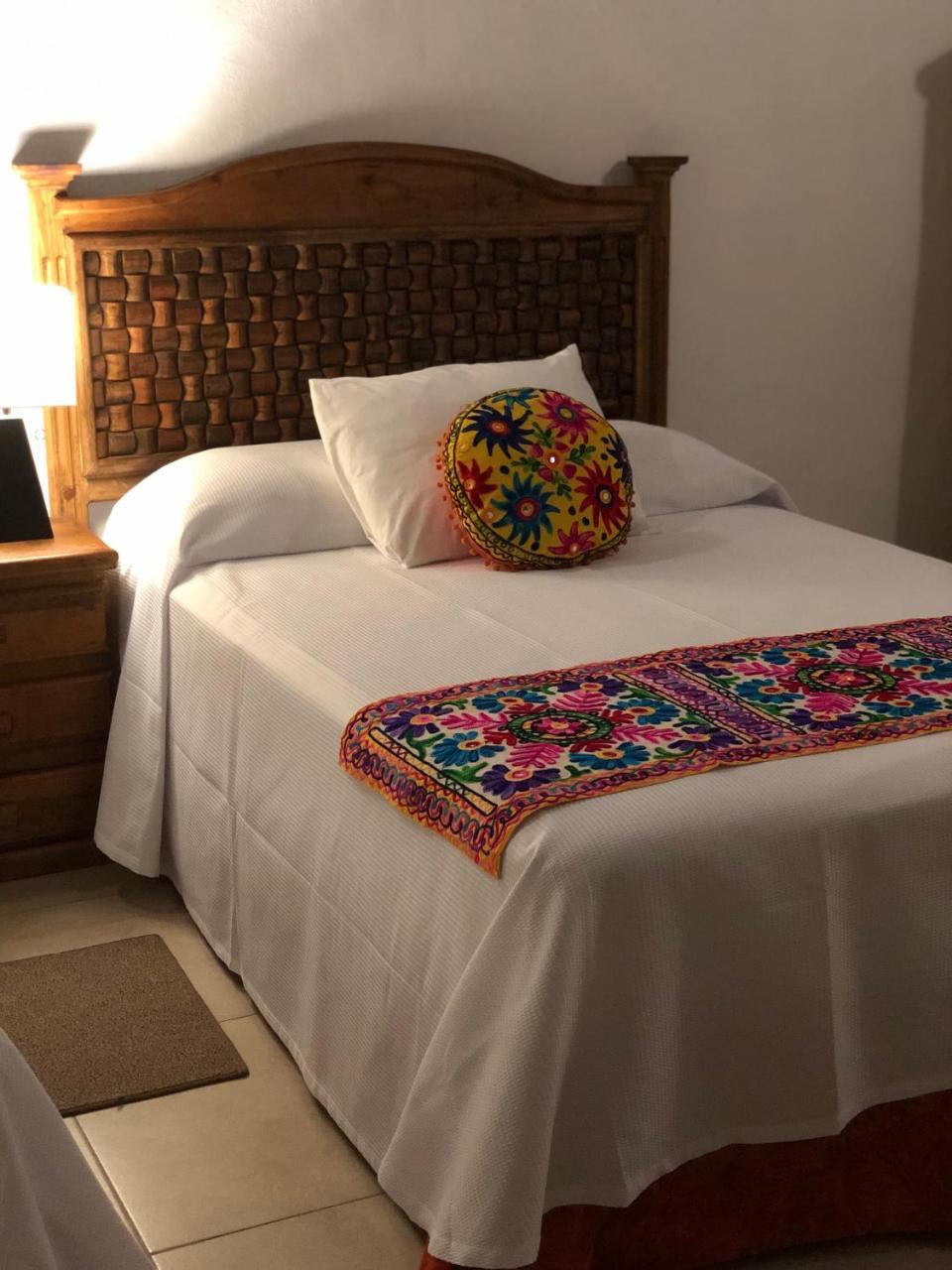 Hotel Real Colonial Валядолид Екстериор снимка
