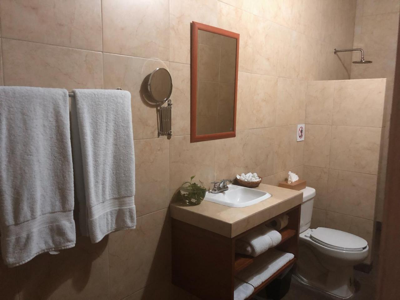 Hotel Real Colonial Валядолид Екстериор снимка