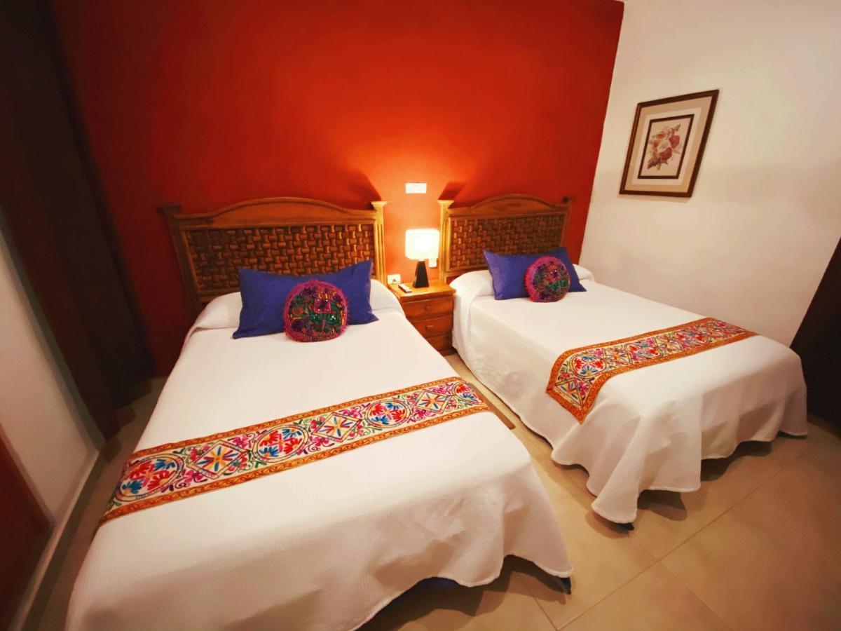 Hotel Real Colonial Валядолид Екстериор снимка